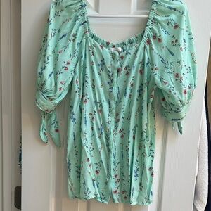 LC Floral Mint Puff-Sleeve Button Front Top